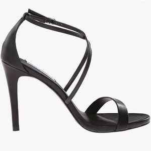 Steve Madden Black Feliz Strappy Stiletto Sandal Sz 6.5